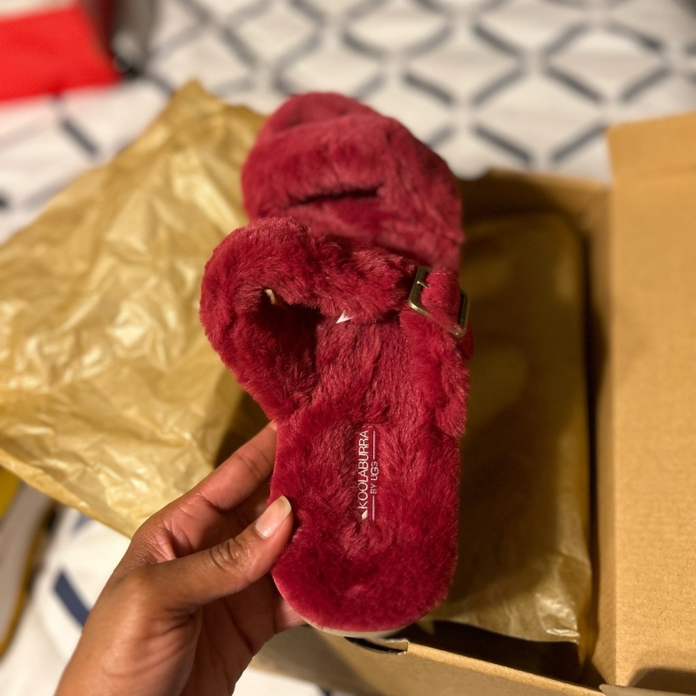 Ugg slides